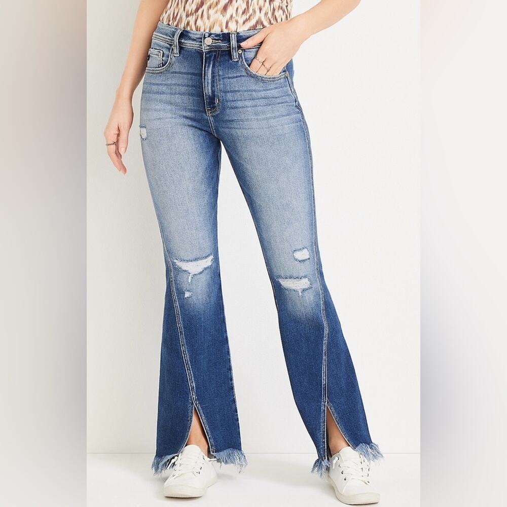 KanCan Flare High Rise Distressed Slit Frayed Hem Jeans Medium Wash Size‎ 26